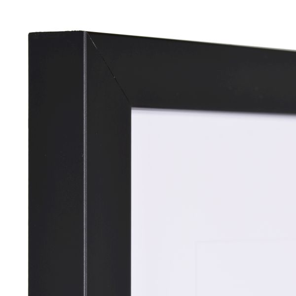 Holz-Profil Top Cube, schwarz - Ecke Ansicht der Ecke eines schwarzen Bilderrahmens mit geschlossener, glatter Oberfläche und würfelförmigem Profil