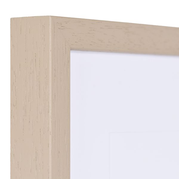 Holz-Profil 35, hellbraun - Ecke Ansicht der Ecke eines modernen,hellbraunen, schmalen Bilderrahmens