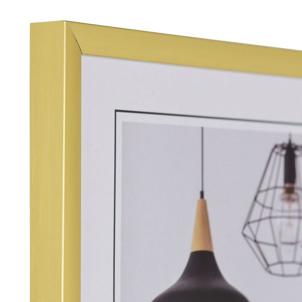 Kunststoff-Profil Basic, gold - Ecke Ansicht der Ecke eines schmalen Kunststoffrahmens in der Farbe Gold